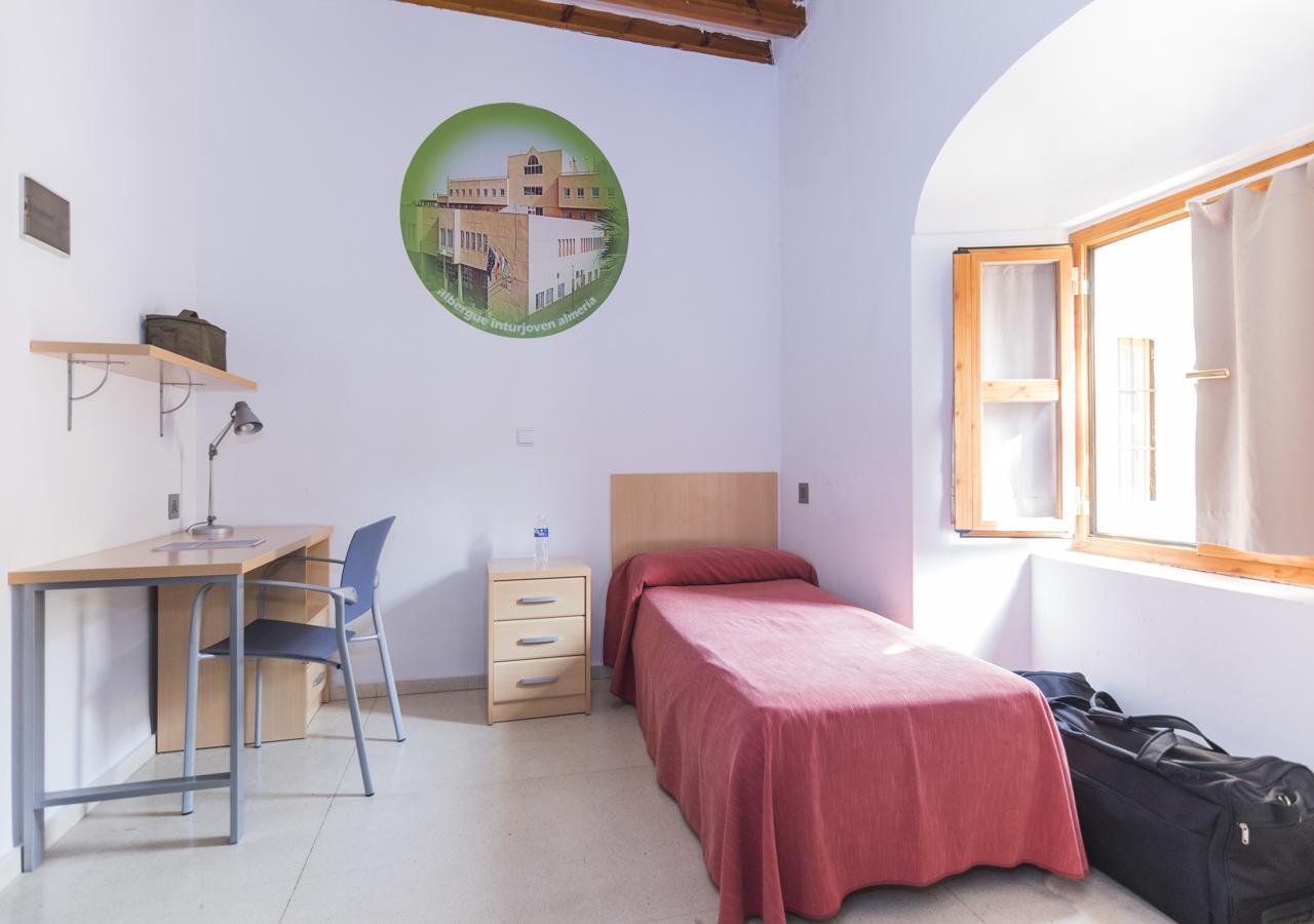 Albergue Inturjoven Cordova Esterno foto