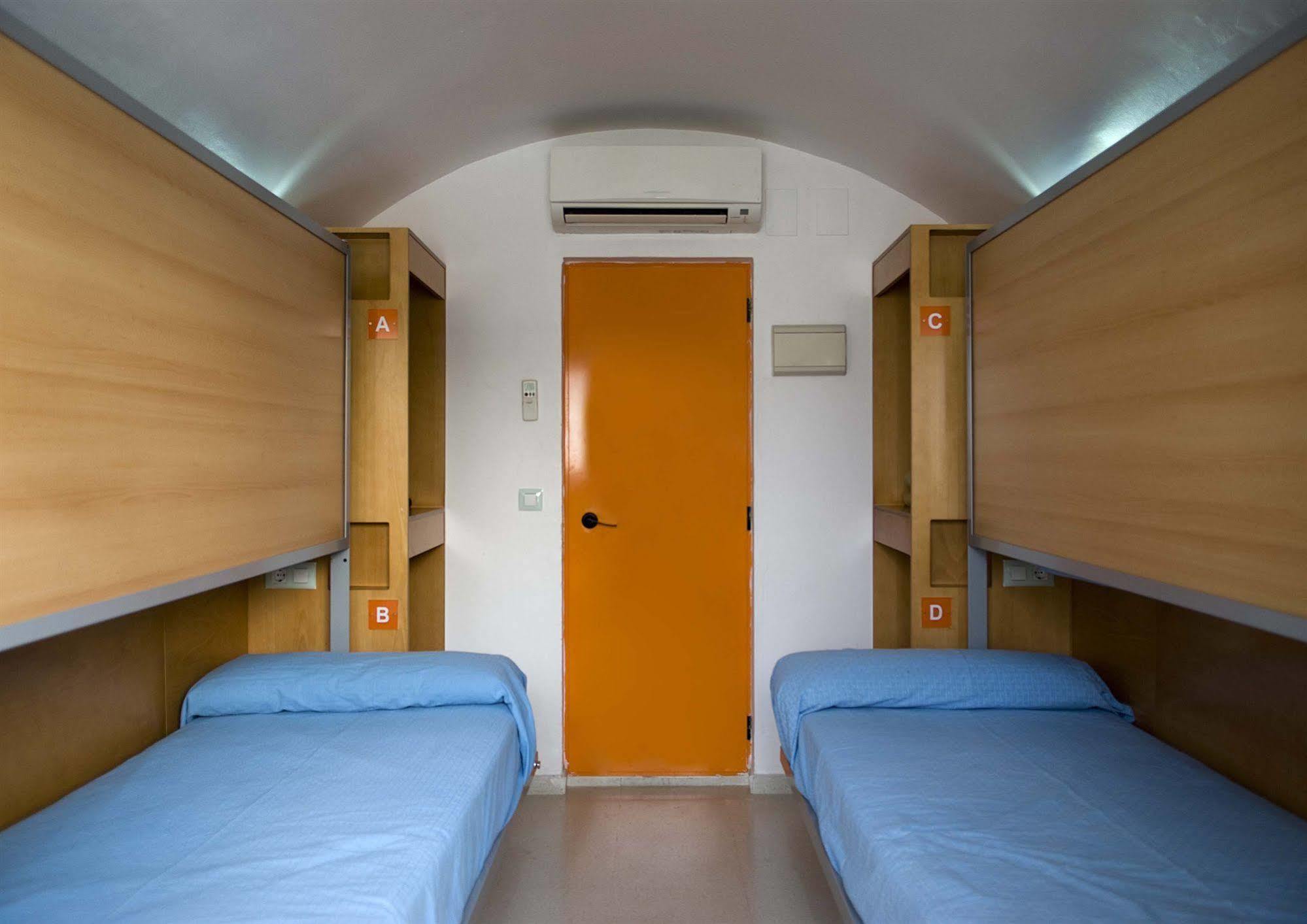Albergue Inturjoven Cordova Esterno foto