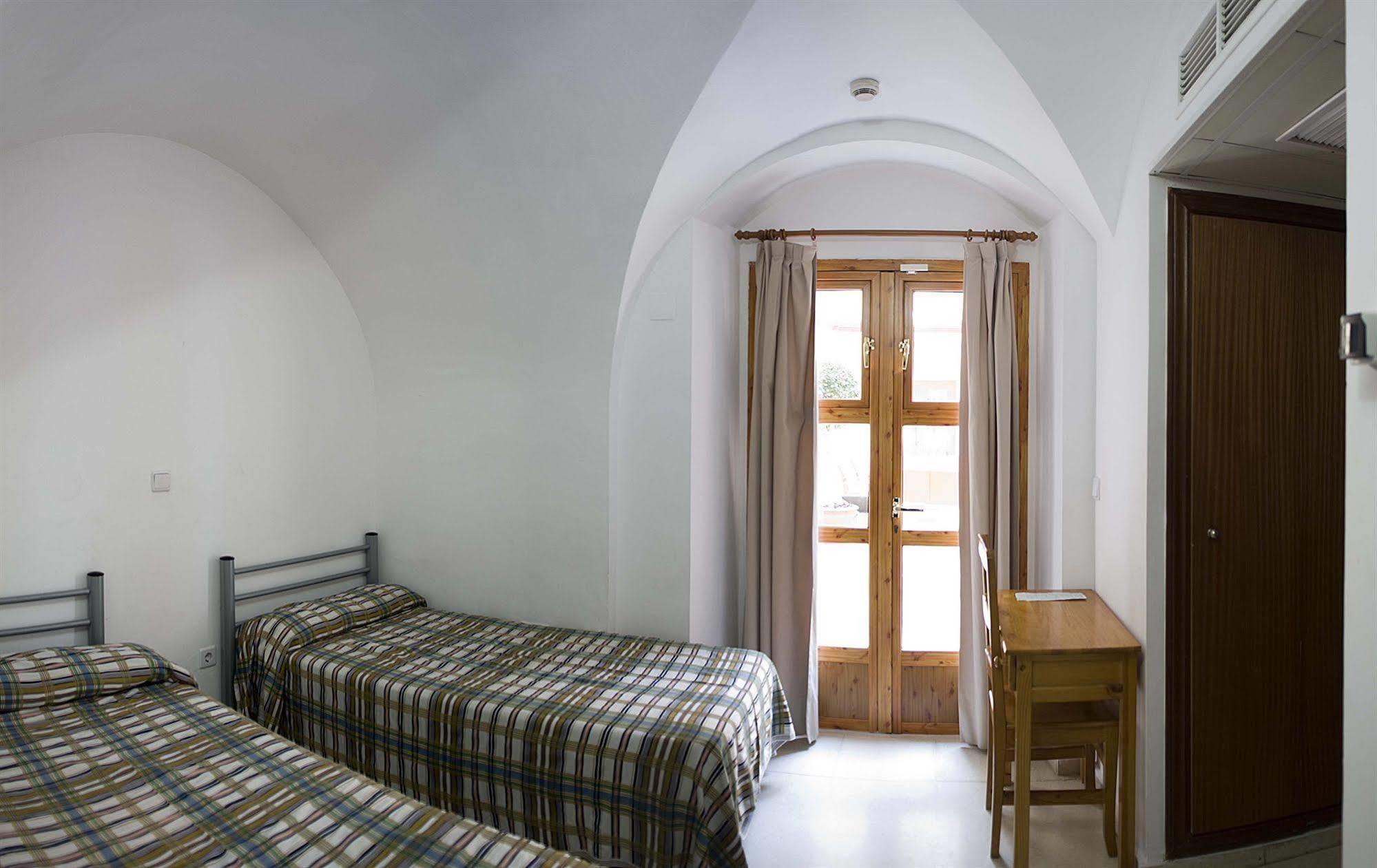 Albergue Inturjoven Cordova Esterno foto